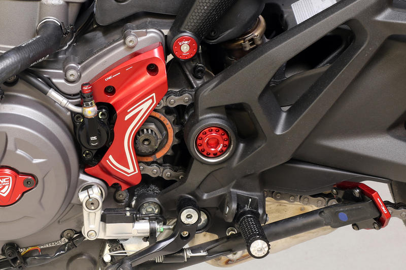 Central bolt kit for OEM rearsets Ducati